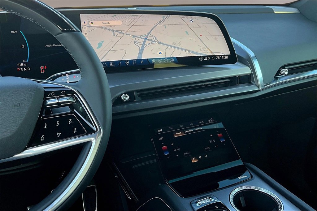 New 2026 Cadillac Vistiq Sport image 7