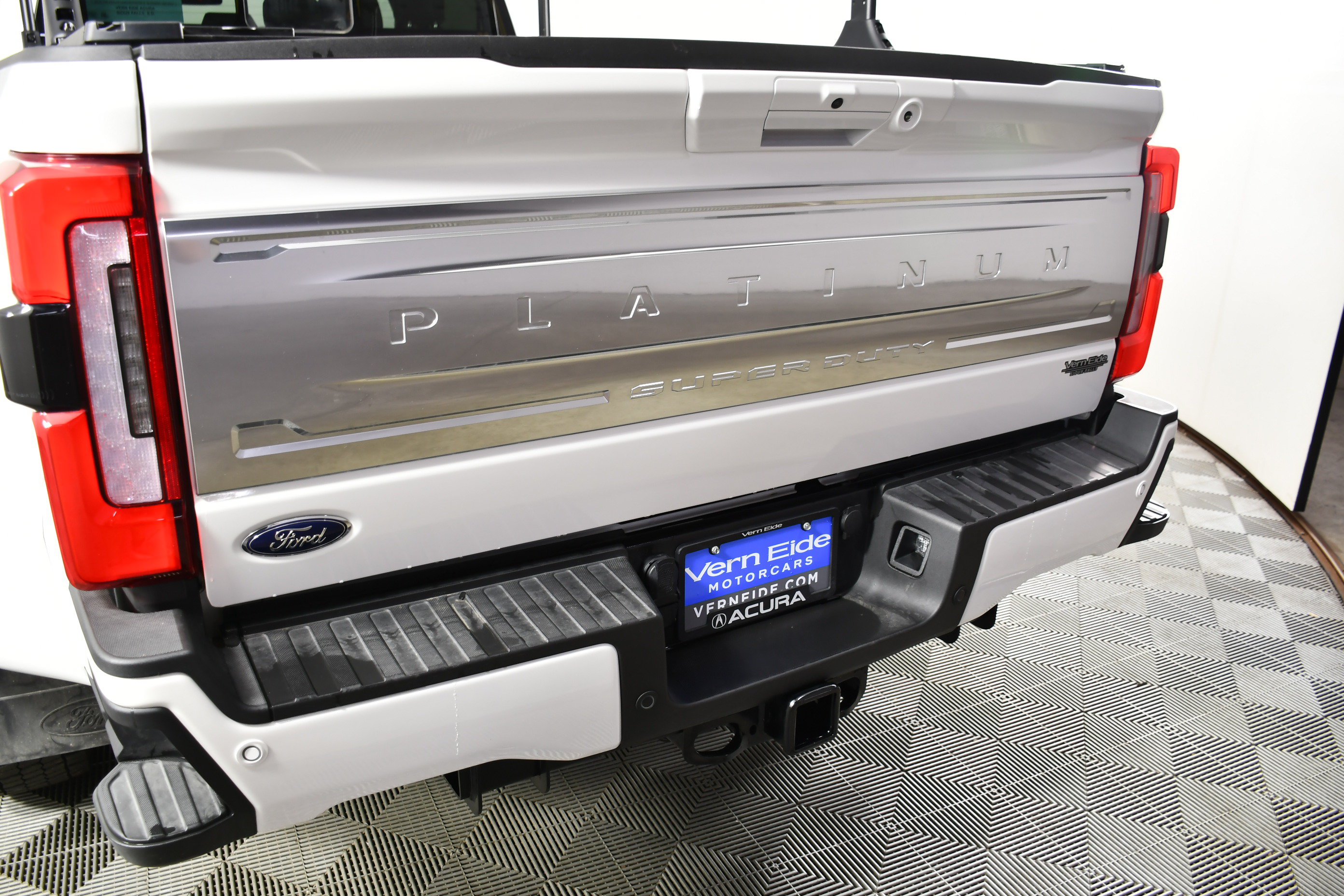 Used 2026 Ford F450 Platinum w/ Platinum Plus Package AWD/4WD image 15
