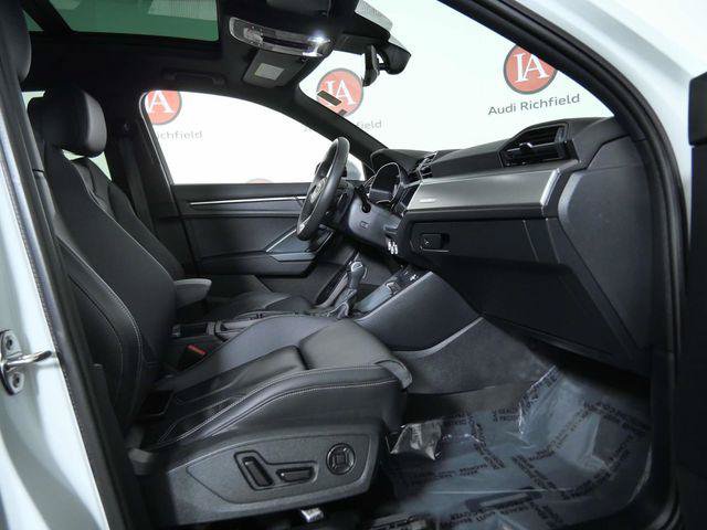 Used 2025 Audi Q3 2.0T Premium w/ Convenience Package AWD/4WD image 11