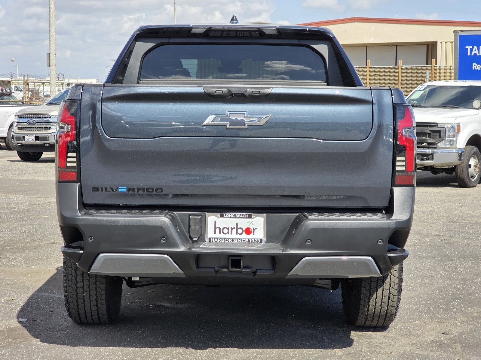 New 2026 Chevrolet Silverado EV Trail Boss w/ Premium Package image 7