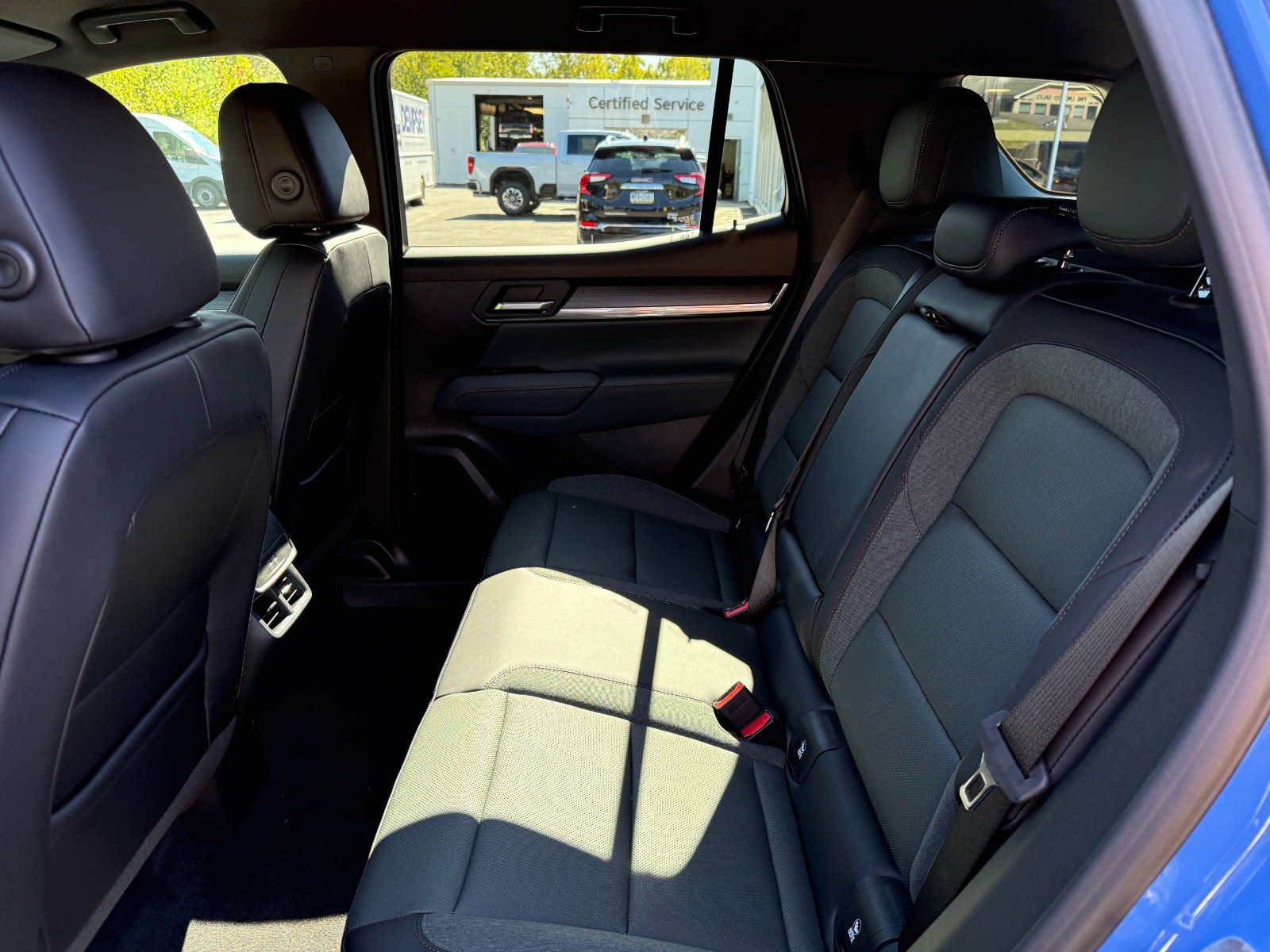 New 2026 GMC Terrain AT4 AWD/4WD image 17