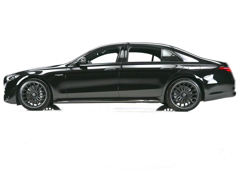 Used 2025 Mercedes-Benz S 63 AMG S w/ AMG Night Package image 33