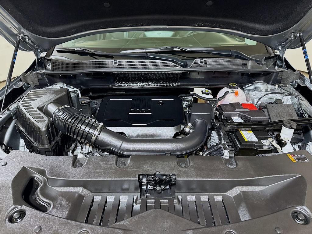 Certified 2026 Chevrolet Blazer LT FWD image 28