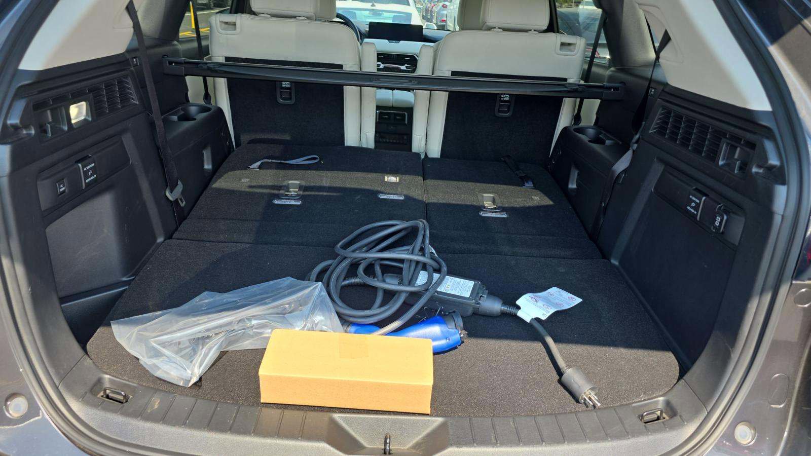 Certified 2025 MAZDA CX-90 Plug-In Hybrid w/ Premium Plus image 25