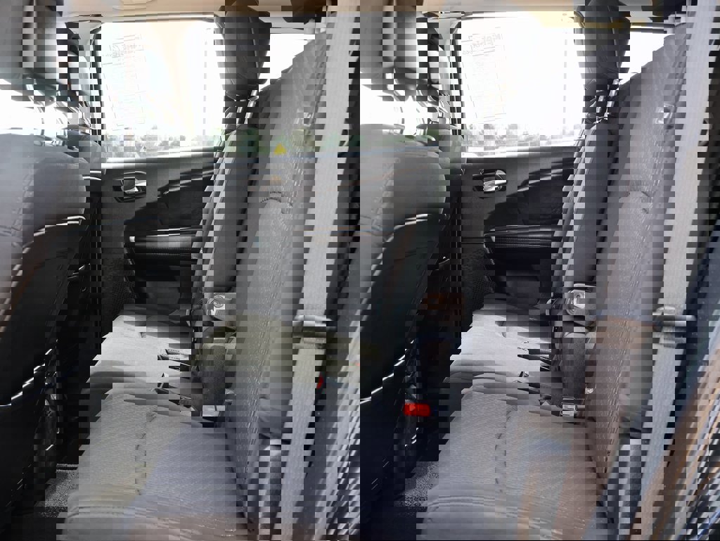 Used 2020 Dodge Journey SE w/ SE Popular Equipment Group image 19