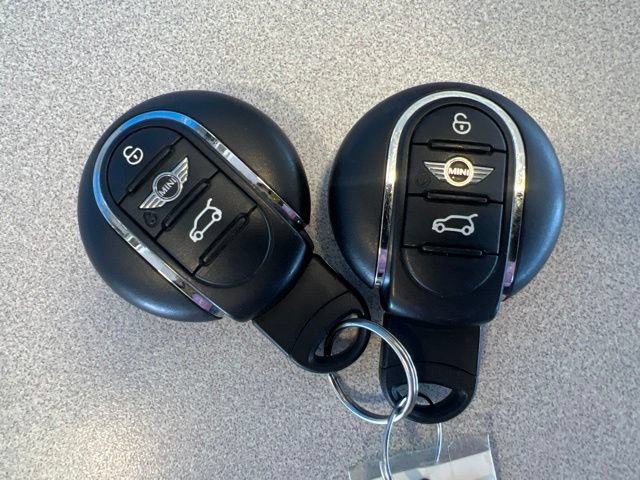 Used 2014 MINI Cooper S FWD image 32