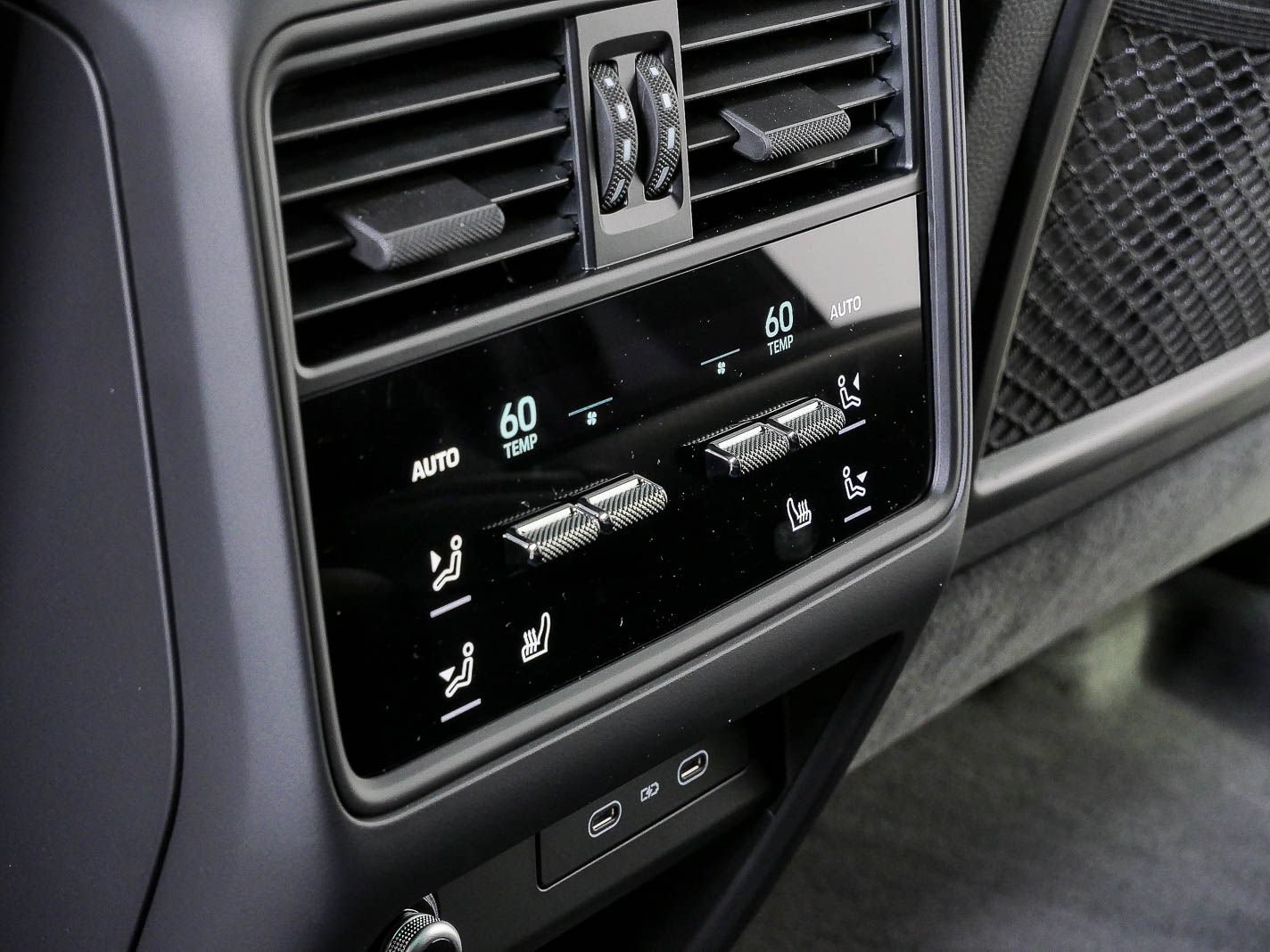 New 2026 Porsche Cayenne AWD/4WD image 21