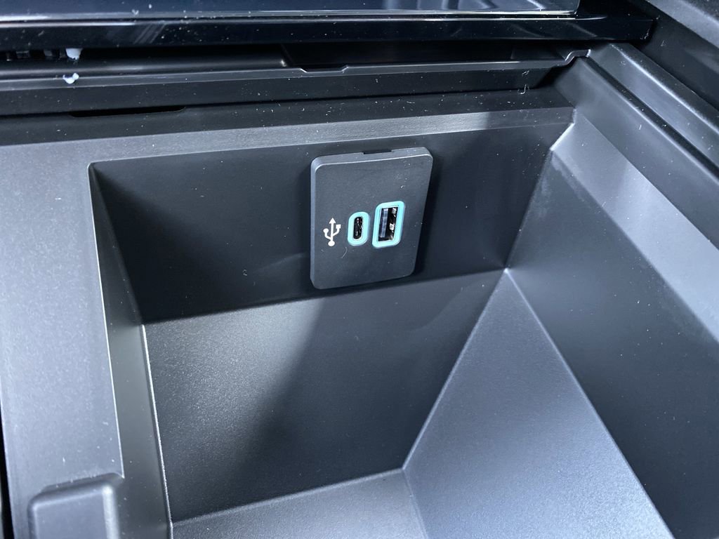 New 2026 Ford F250 Lariat image 30
