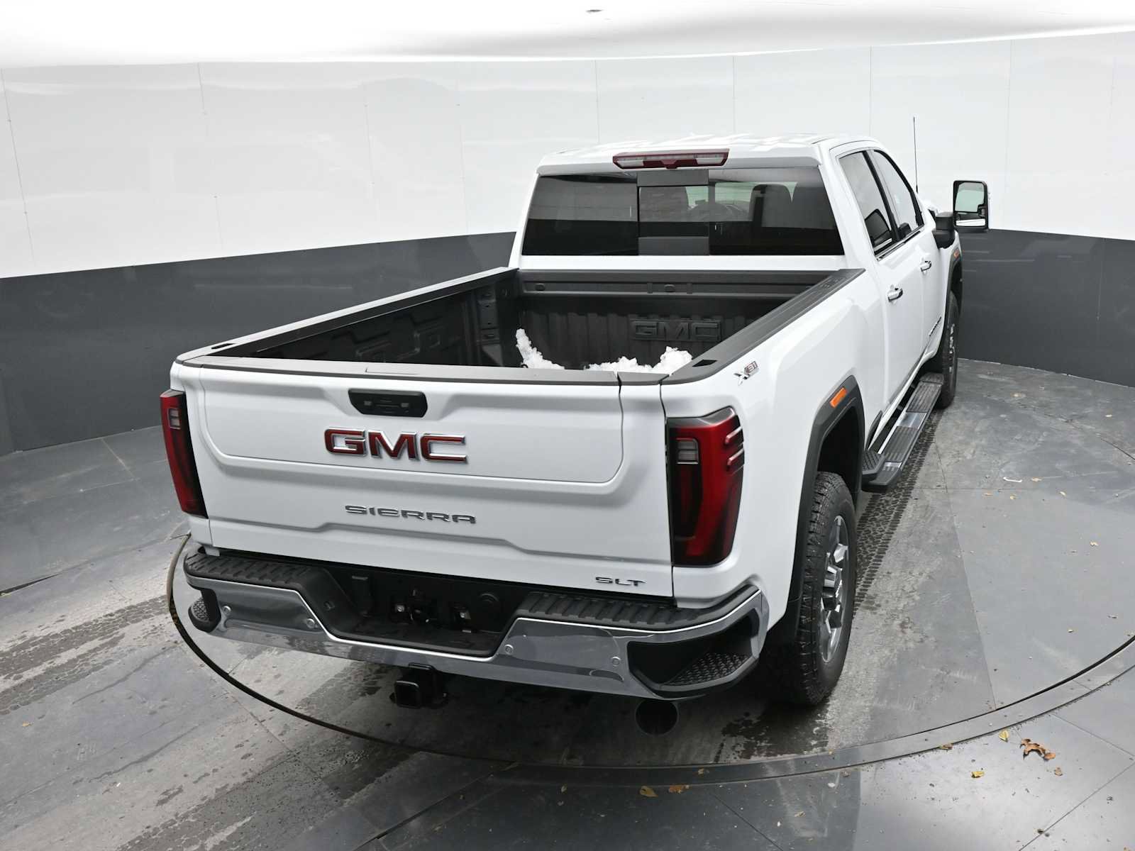 New 2026 GMC Sierra 2500 SLT w/ SLT Premium Package image 39