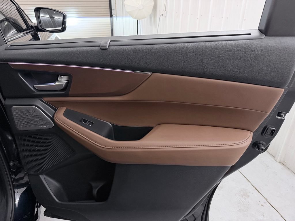 Used 2025 Acura MDX FWD w/ Technology Package image 41