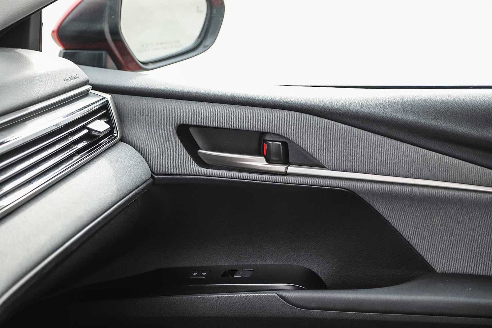 Certified 2025 Toyota Camry LE w/ Convenience Package image 22