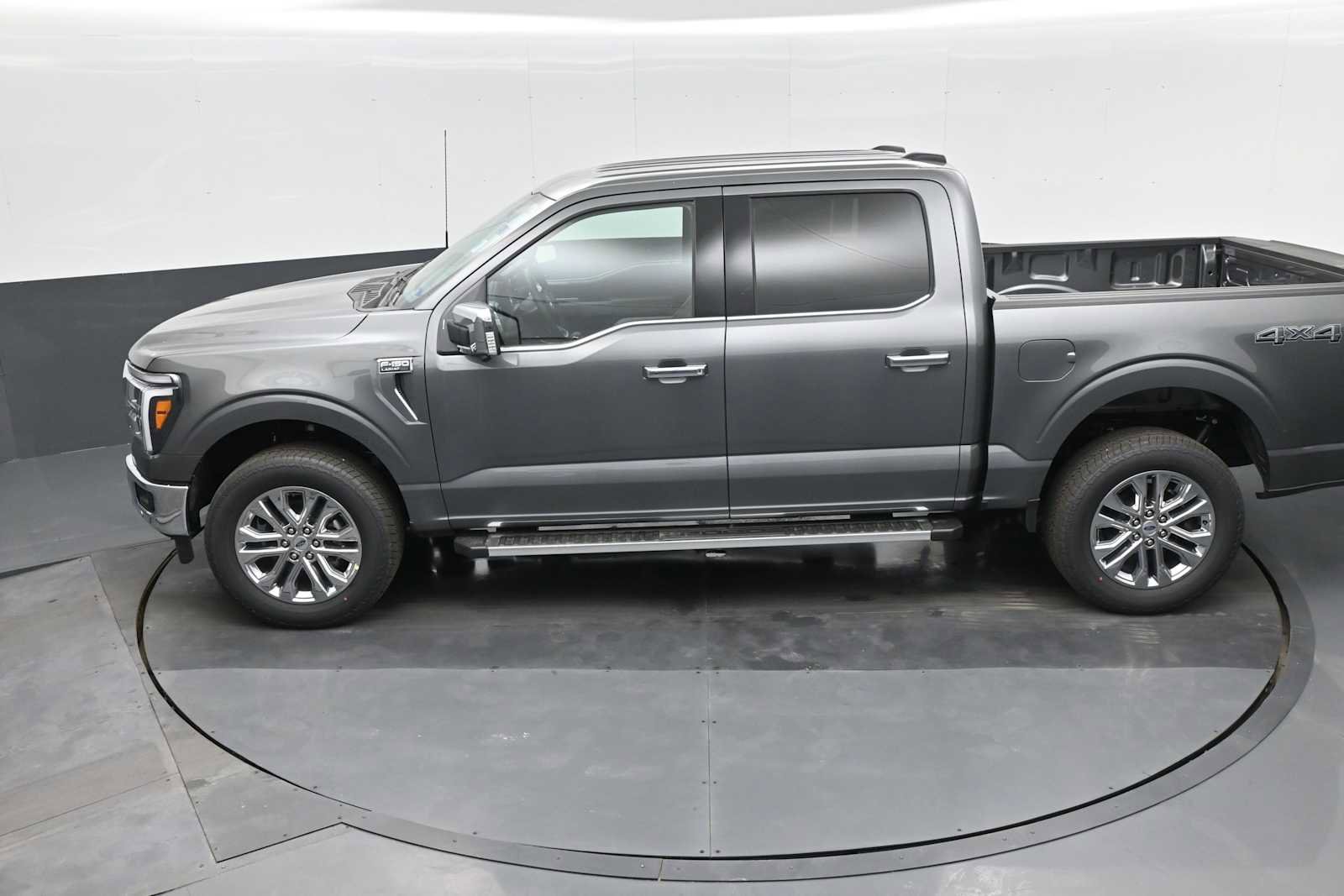 New 2026 Ford F150 Lariat w/ Equipment Group 501A Mid image 13