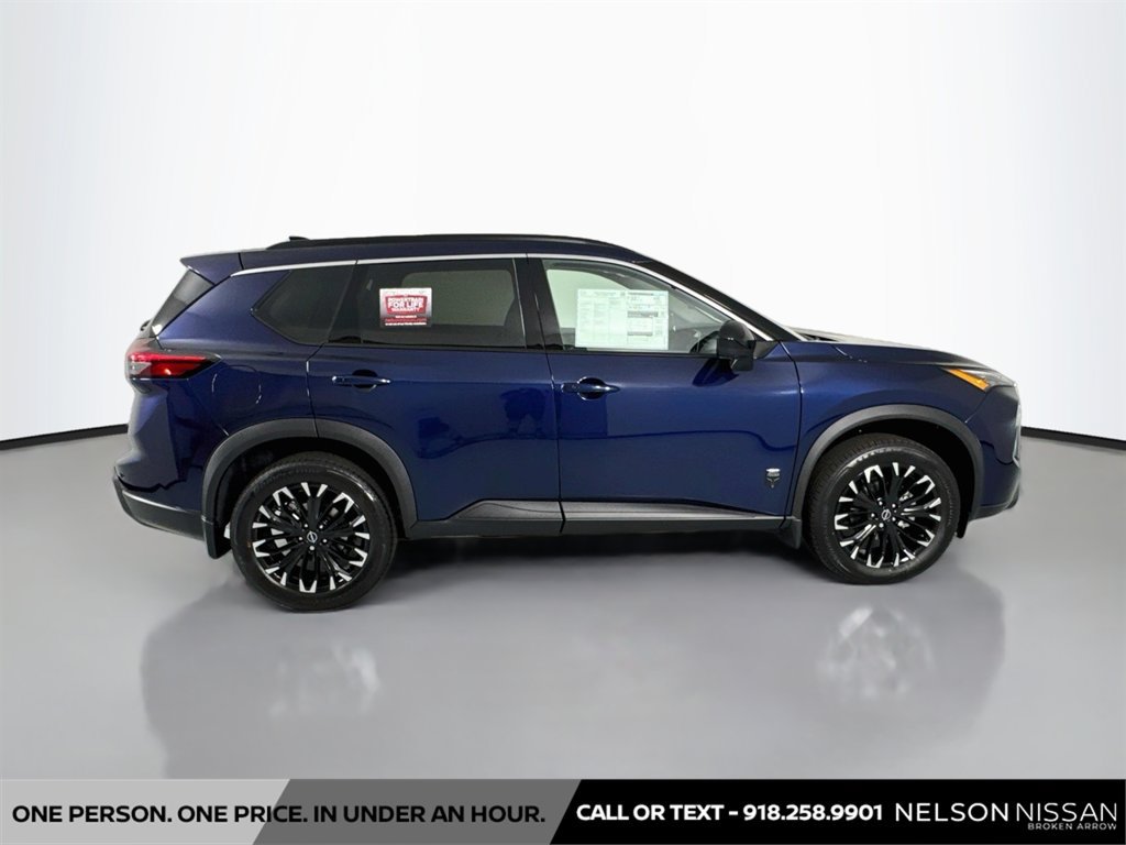 New 2026 Nissan Rogue Dark Armor FWD image 4