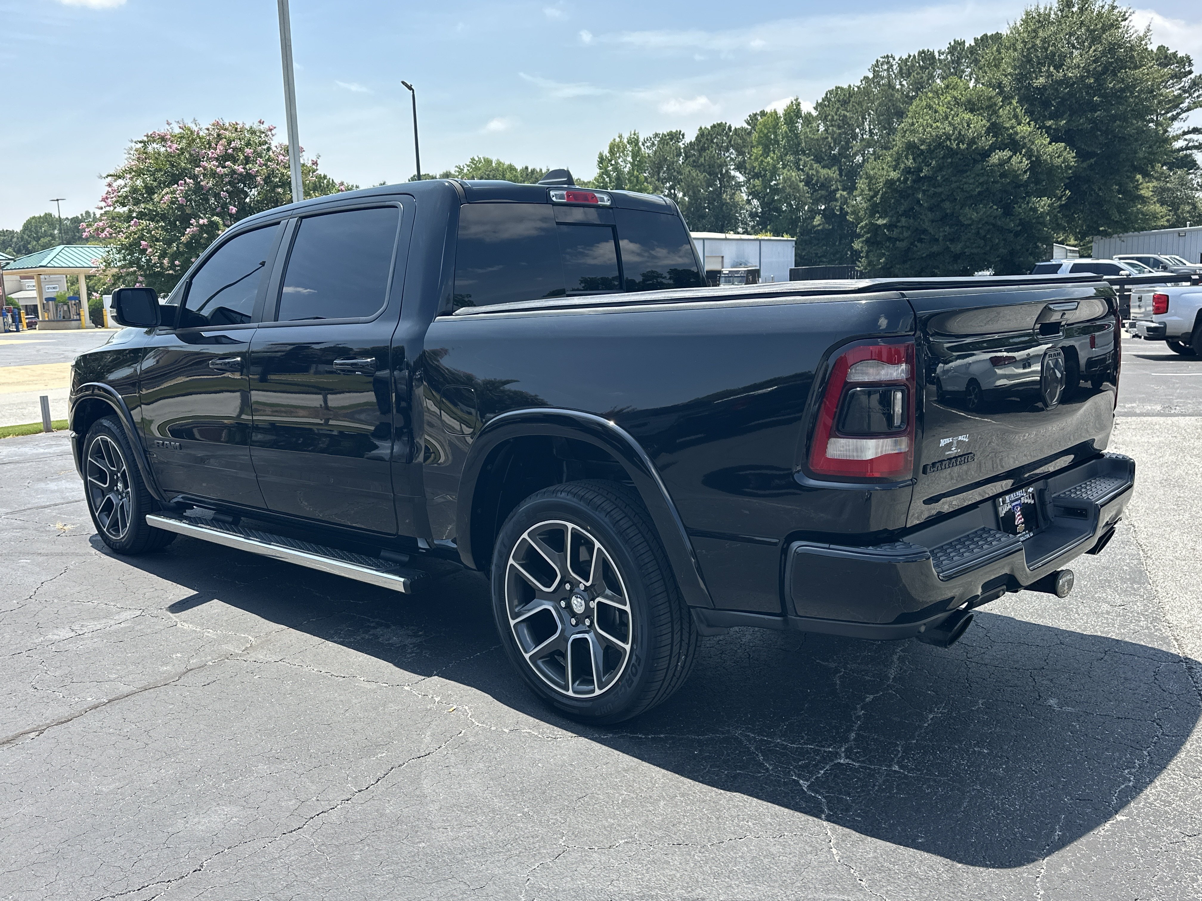 Used 2019 RAM 1500 Laramie RWD image 6