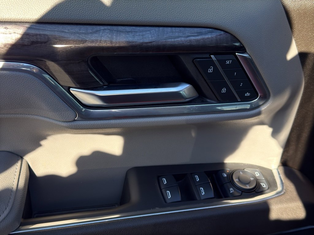Used 2025 Chevrolet Silverado 1500 LTZ w/ LTZ Convenience Package II image 11