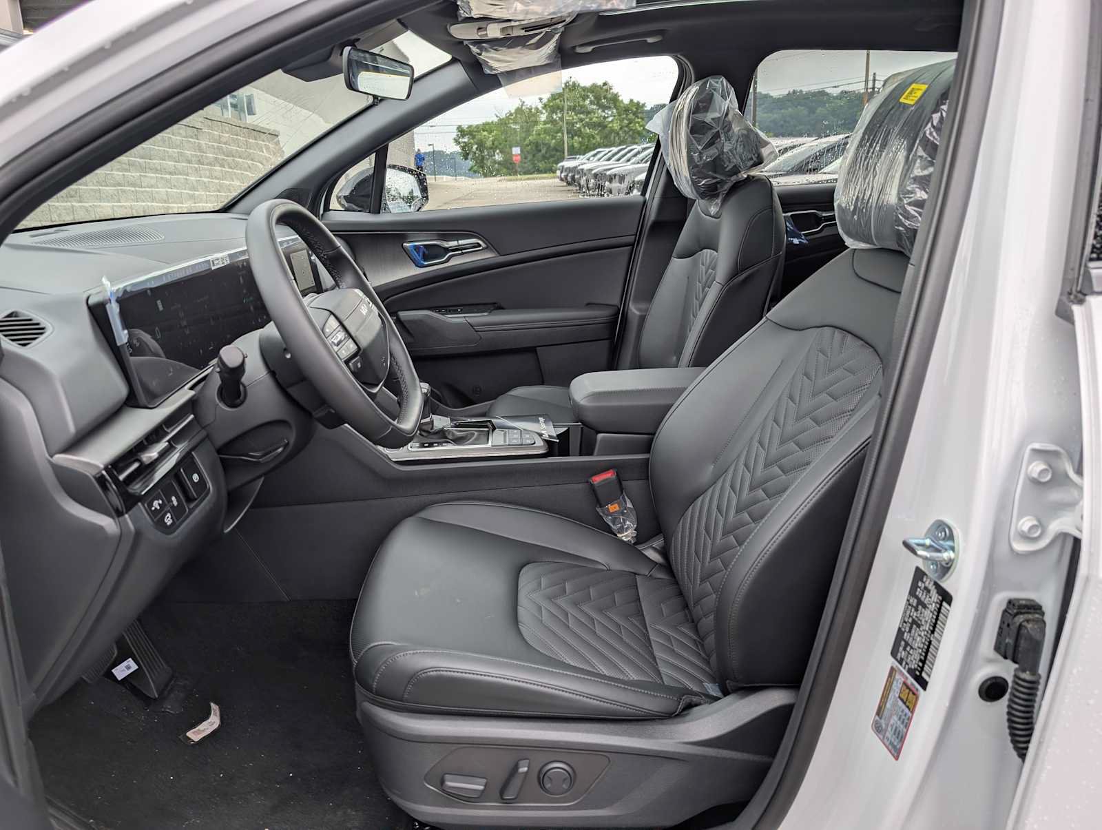 New 2026 Kia Sportage X-Line w/ X-Line Technology Package AWD/4WD image 4