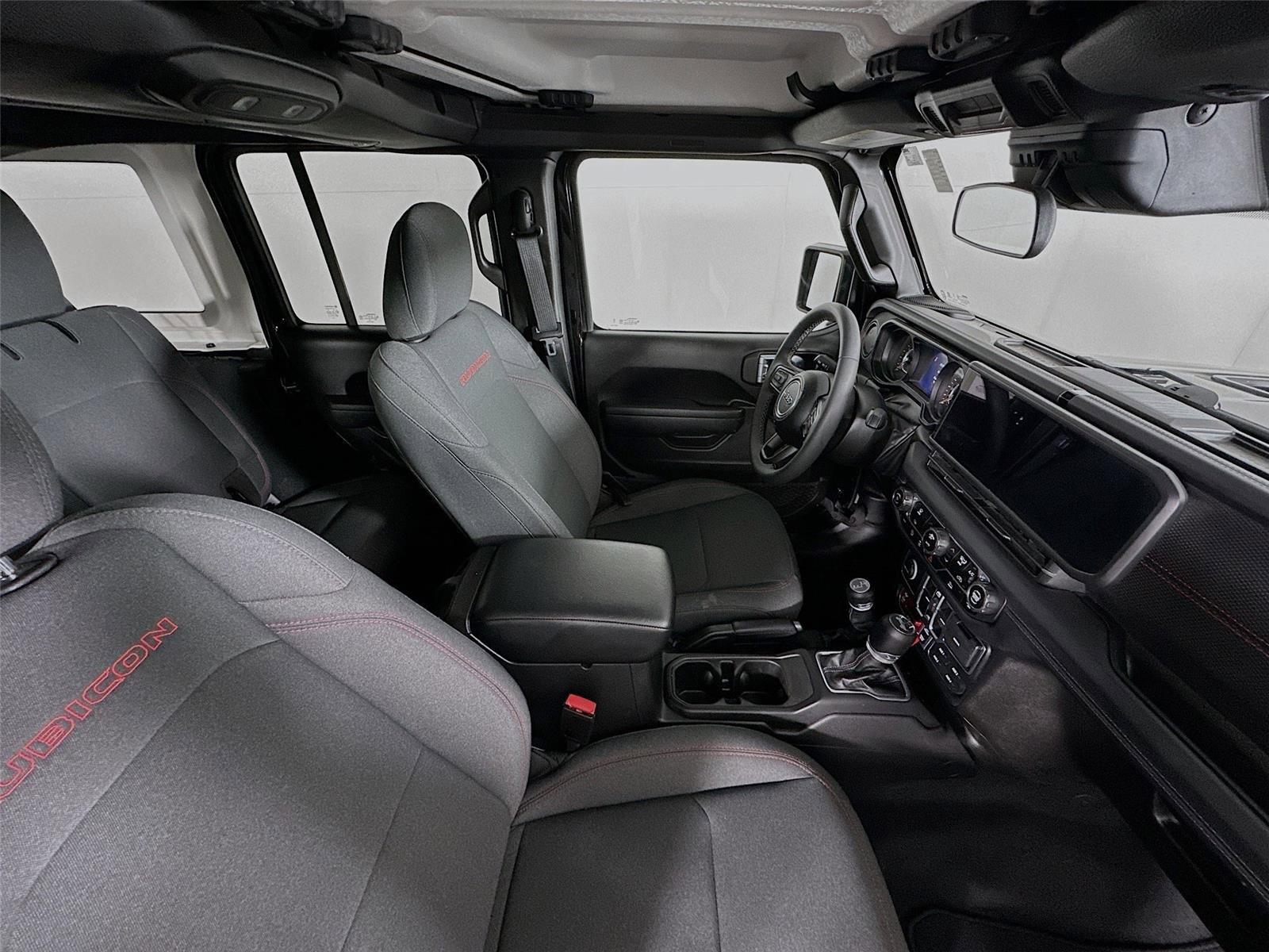 Used 2025 Jeep Wrangler Unlimited Rubicon image 26