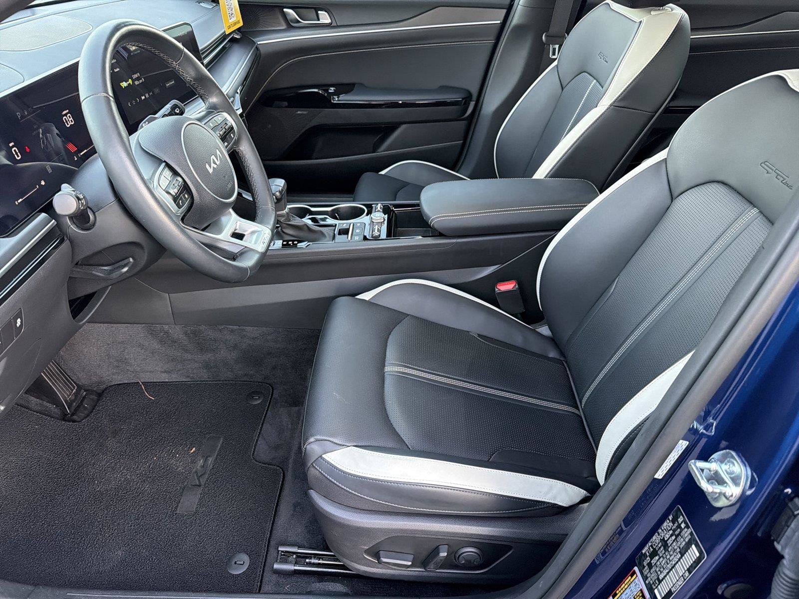 Used 2026 Kia K5 GT-Line w/ GT-Line Premium Package FWD image 8