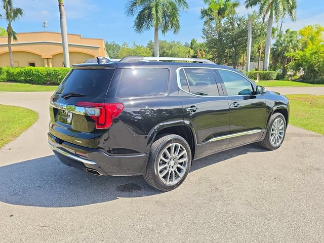 Certified 2023 GMC Acadia Denali w/ Denali Ultimate Package AWD/4WD image 4