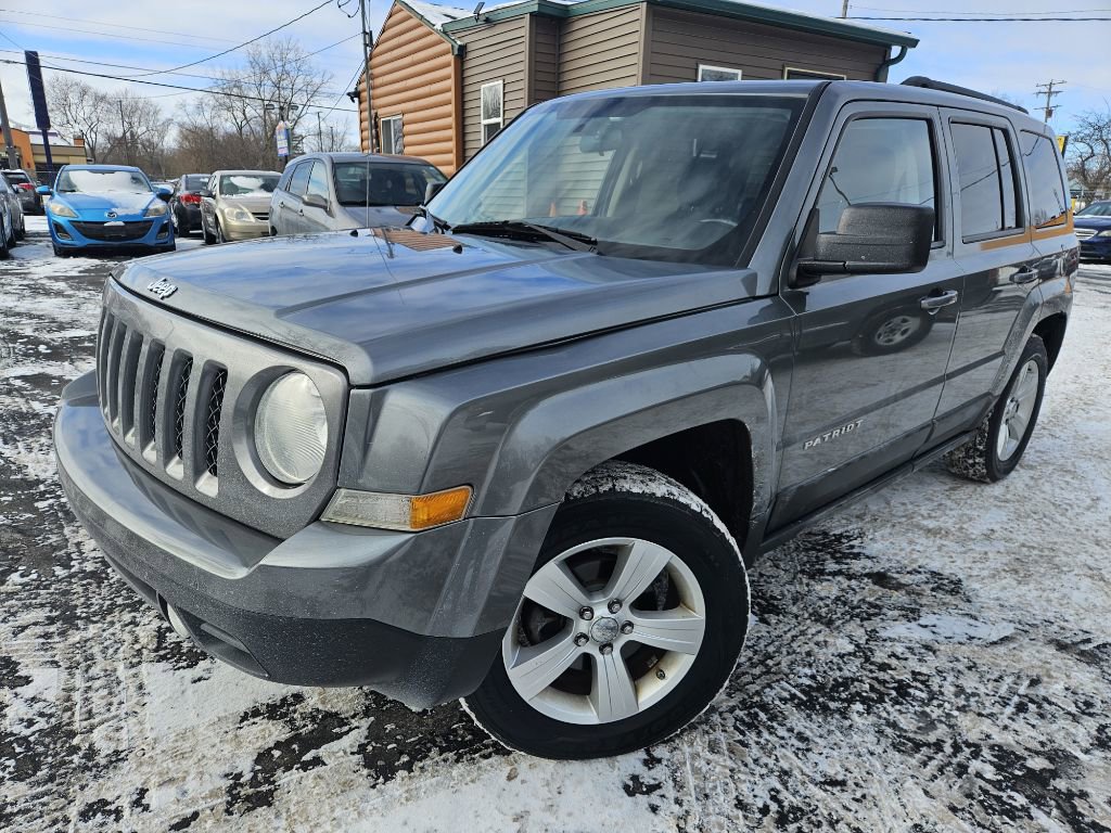 Used 2013 Jeep Patriot Latitude w/ Sun/Sound Group