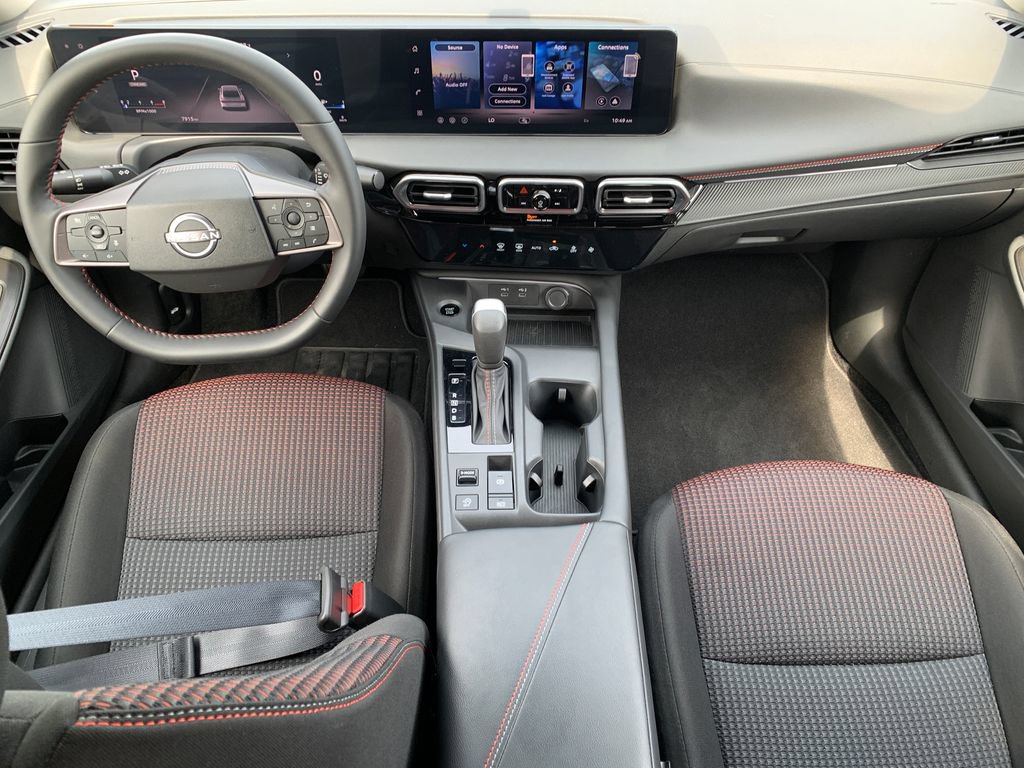 Used 2026 Nissan Sentra SR w/ Floor Mat Package FWD image 15