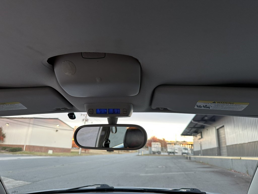 Used 2010 Volkswagen Beetle Coupe image 25