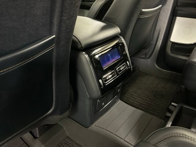 Used 2026 Lincoln Aviator Reserve AWD/4WD image 15
