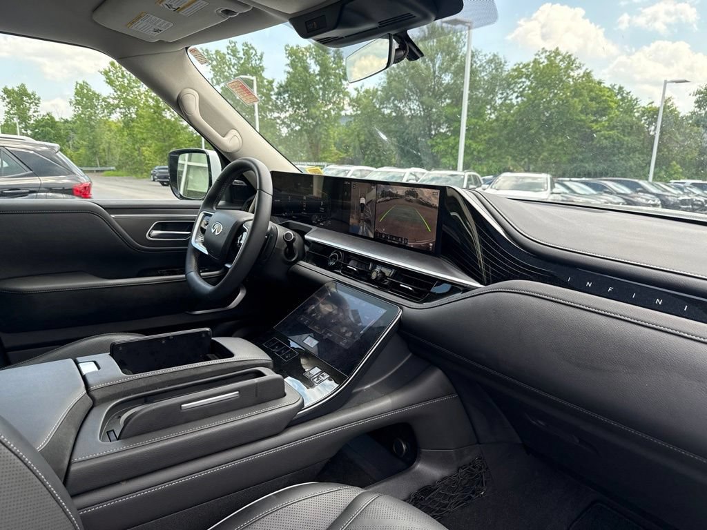 Certified 2026 INFINITI QX80 Luxe w/ Cargo Package AWD/4WD image 34