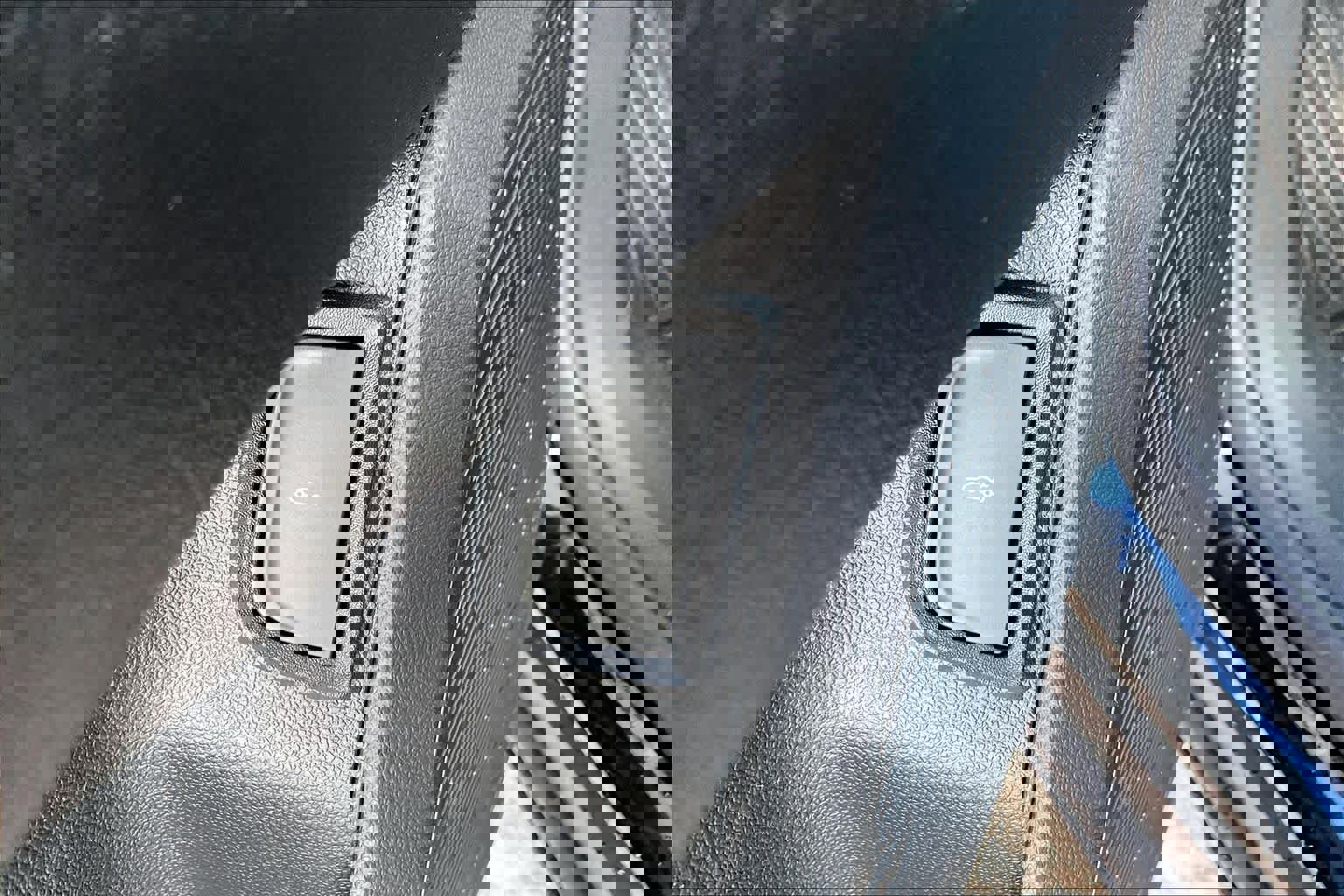 New 2026 Chevrolet Equinox LT w/ Convenience Package II image 17