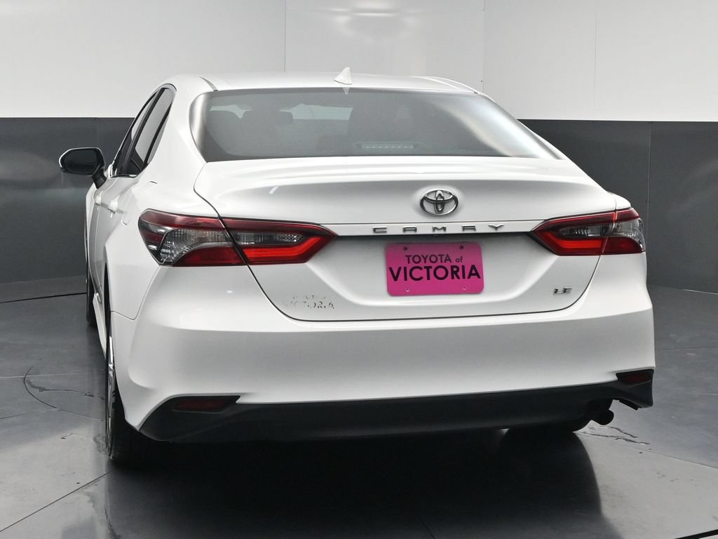 Used 2024 Toyota Camry LE w/ Convenience Package FWD image 16