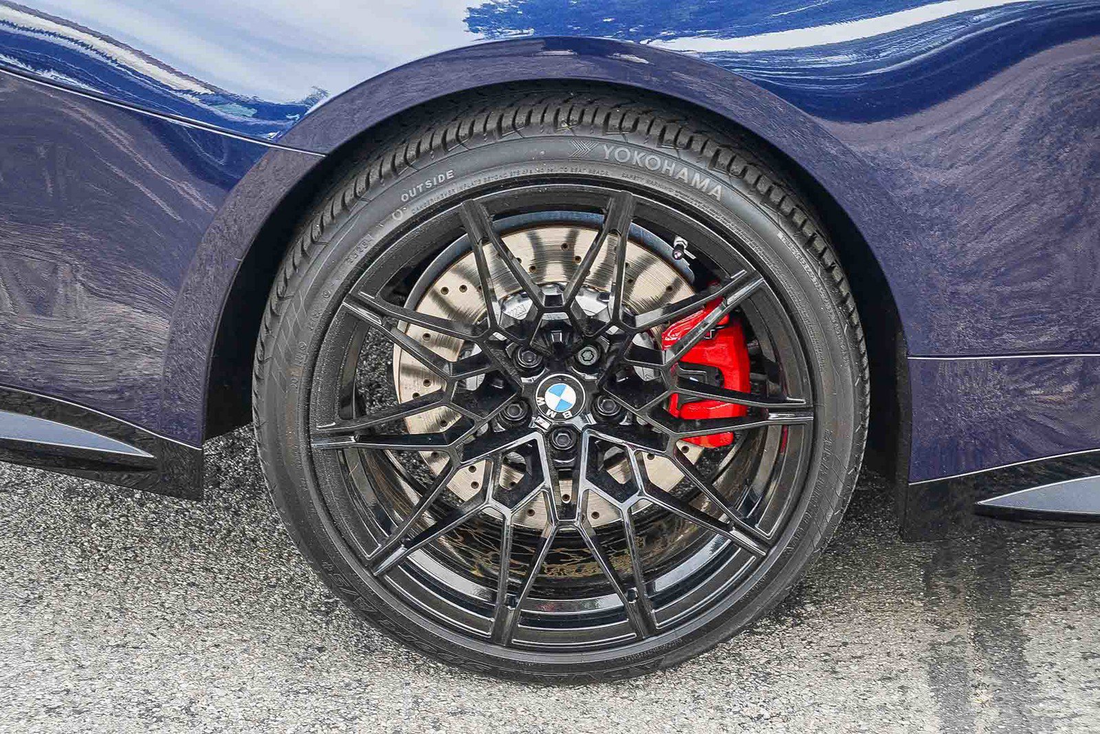 Used 2021 BMW M4 Coupe w/ Executive Package image 11