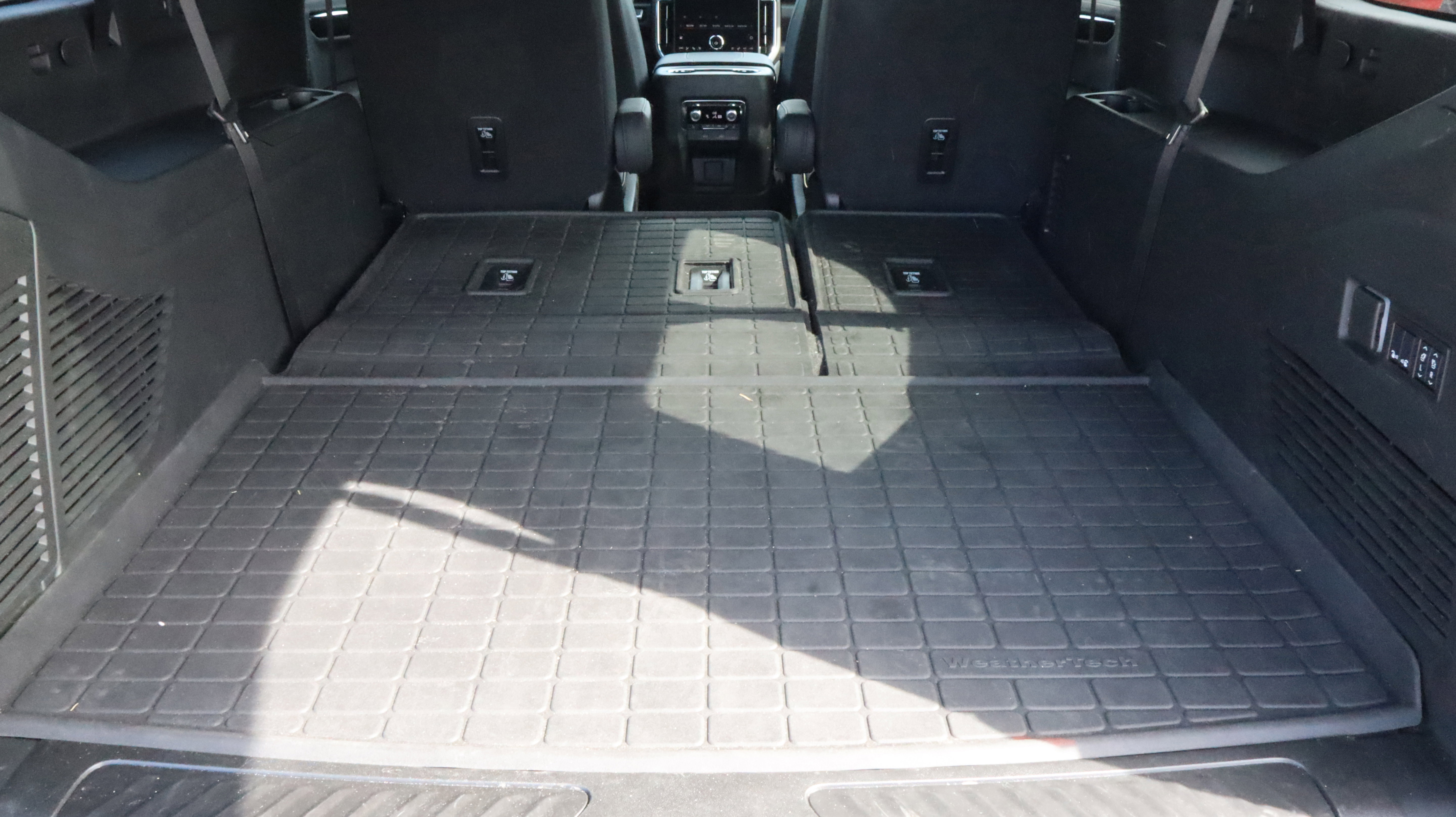 Certified 2026 GMC Yukon XL Elevation w/ Elevation Premium Package AWD/4WD image 15