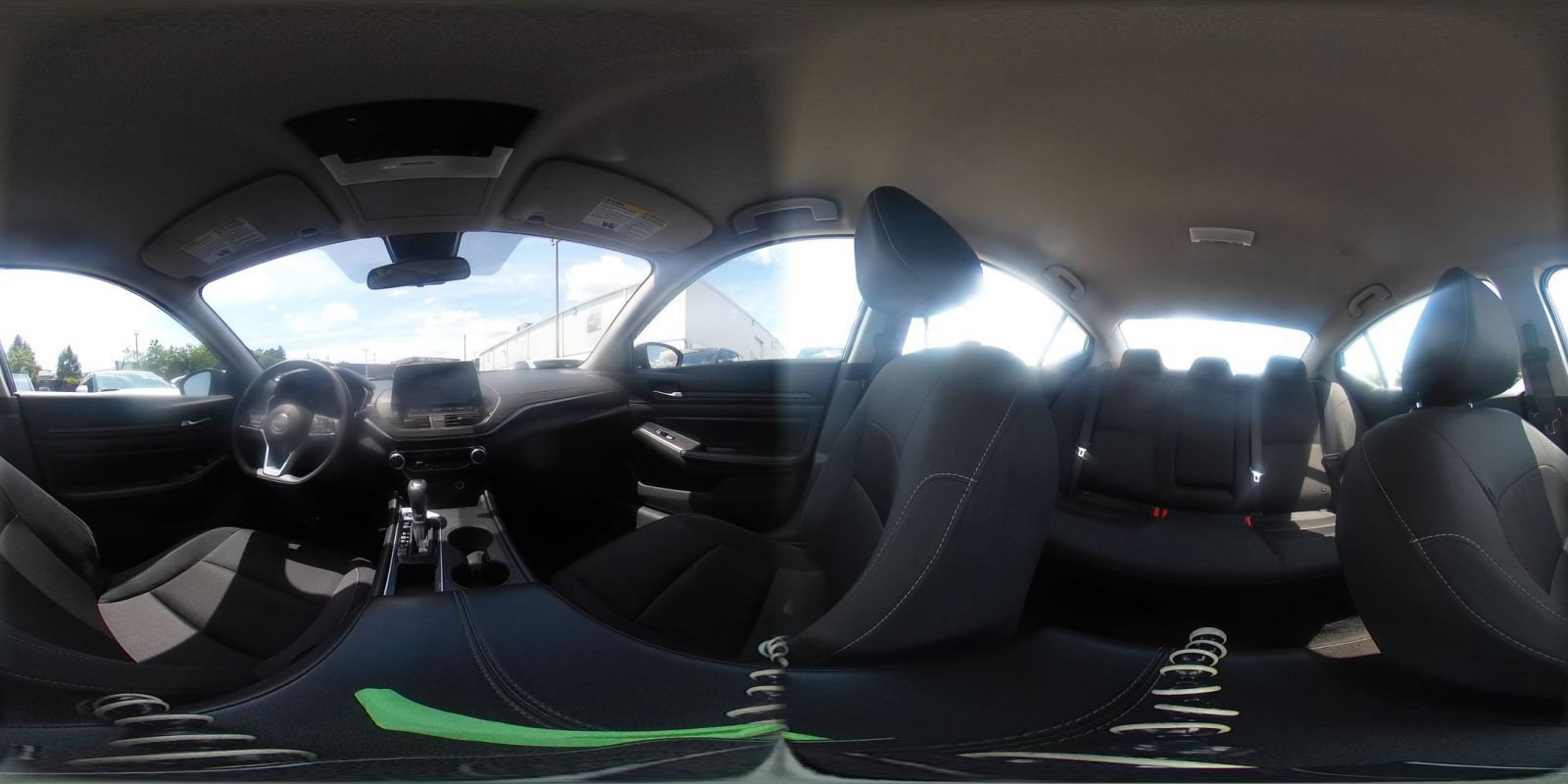 Used 2025 Nissan Altima 2.5 SV FWD image 37