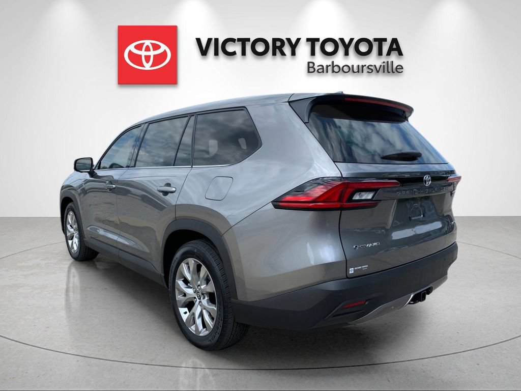Used 2026 Toyota Grand Highlander AWD Hybrid image 3