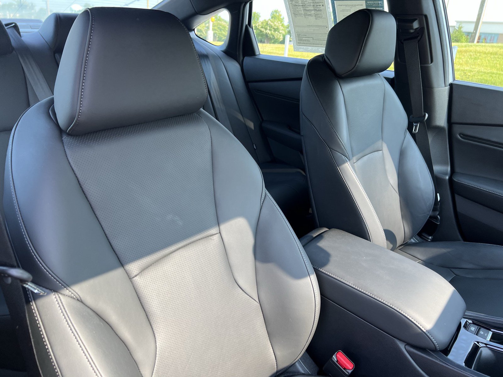 Used 2025 Honda Accord Sport image 35
