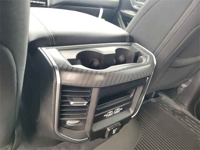 New 2026 RAM 1500 4x4 Crew Cab image 8