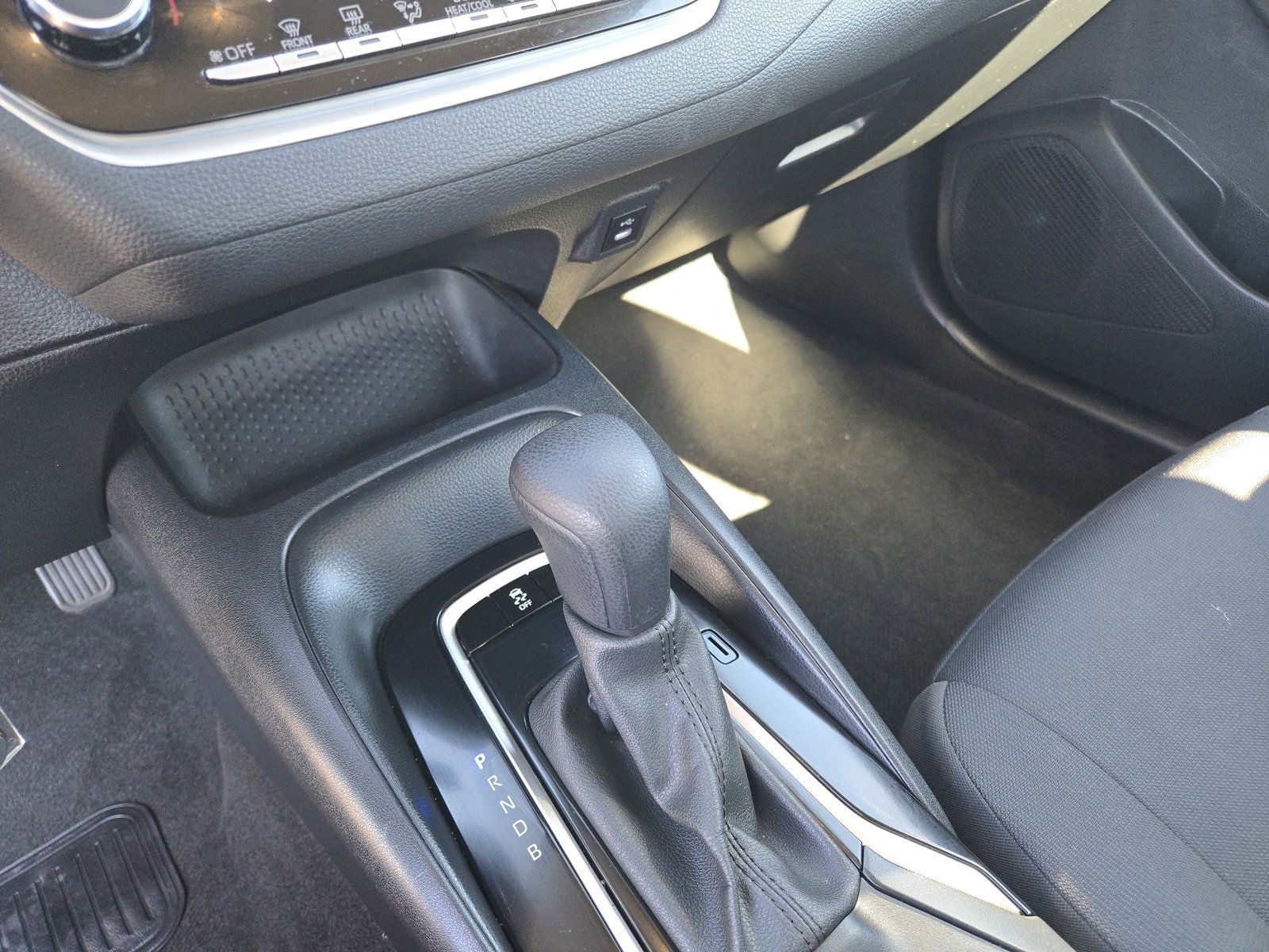 Used 2024 Toyota Corolla LE image 17