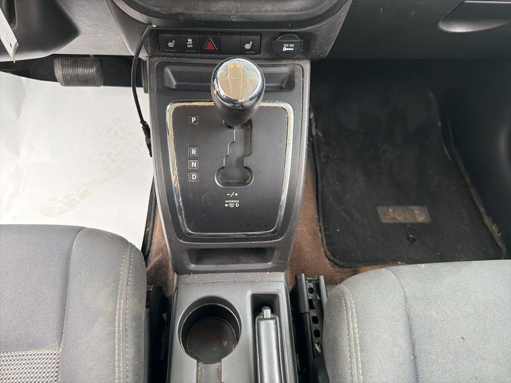 Used 2014 Jeep Patriot Latitude FWD image 19