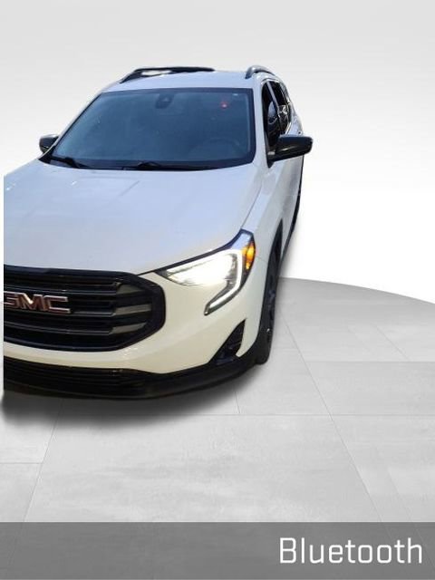 Used 2020 GMC Terrain SLT w/ Elevation Edition image 2