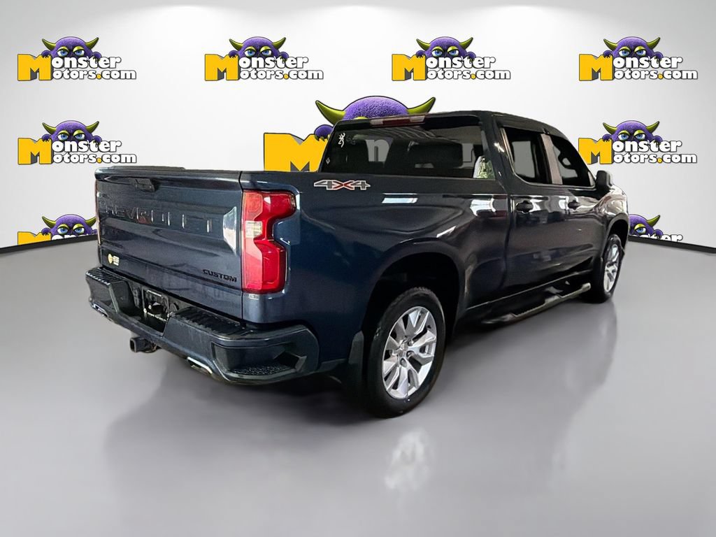 Used 2021 Chevrolet Silverado 1500 Custom w/ LPO, Dark Essentials Package AWD/4WD image 4