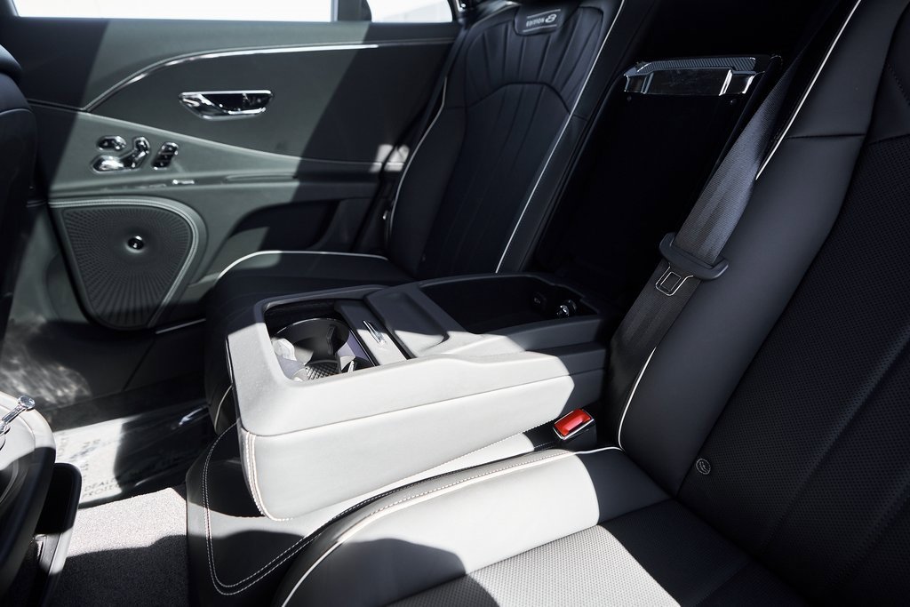 Used 2024 Bentley Flying Spur S V8 image 46