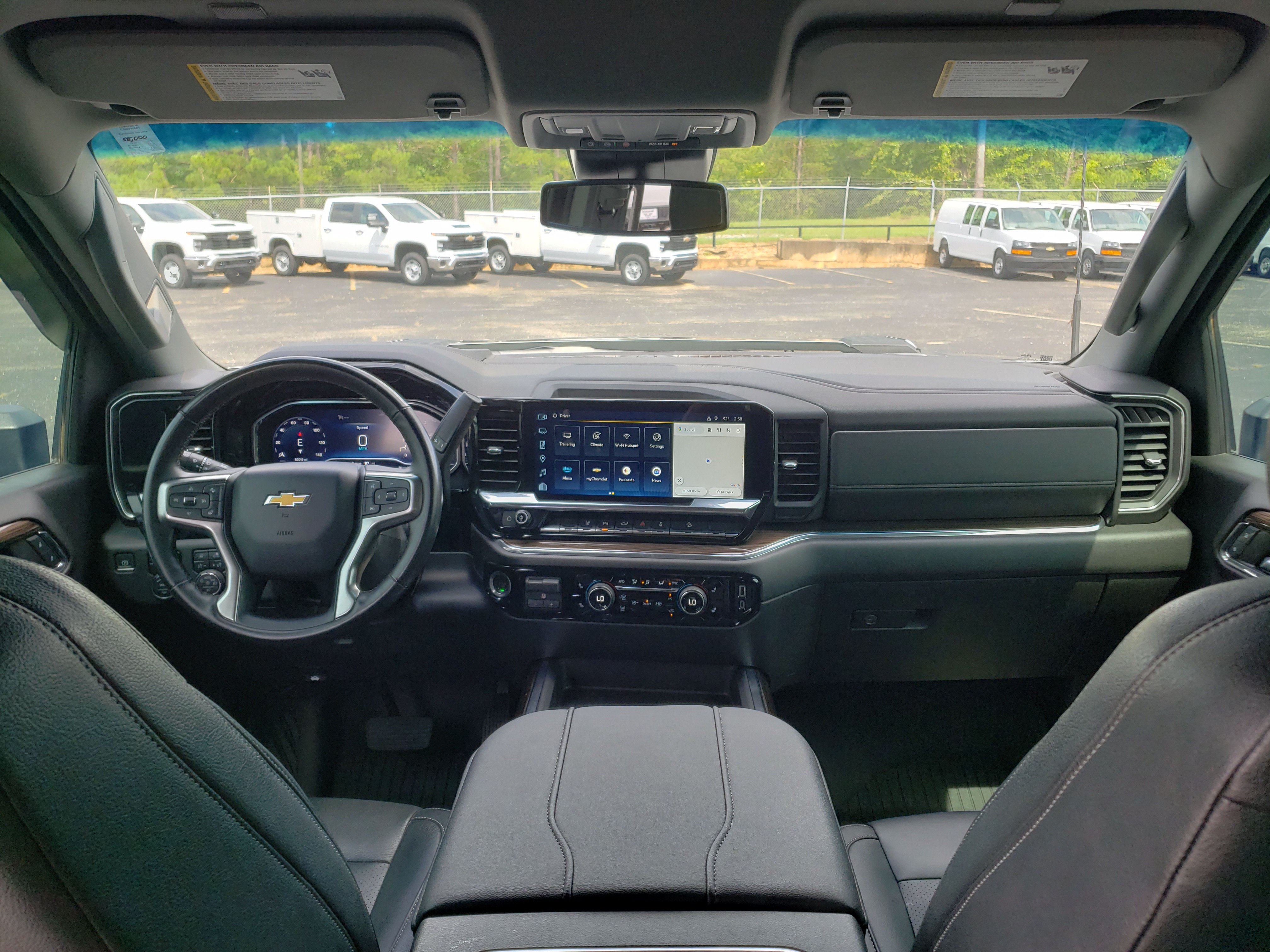 Used 2024 Chevrolet Silverado 2500 LT AWD/4WD image 35