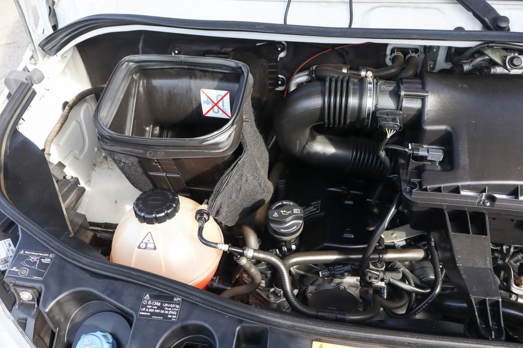 Used 2019 Mercedes-Benz Sprinter 2500 image 15