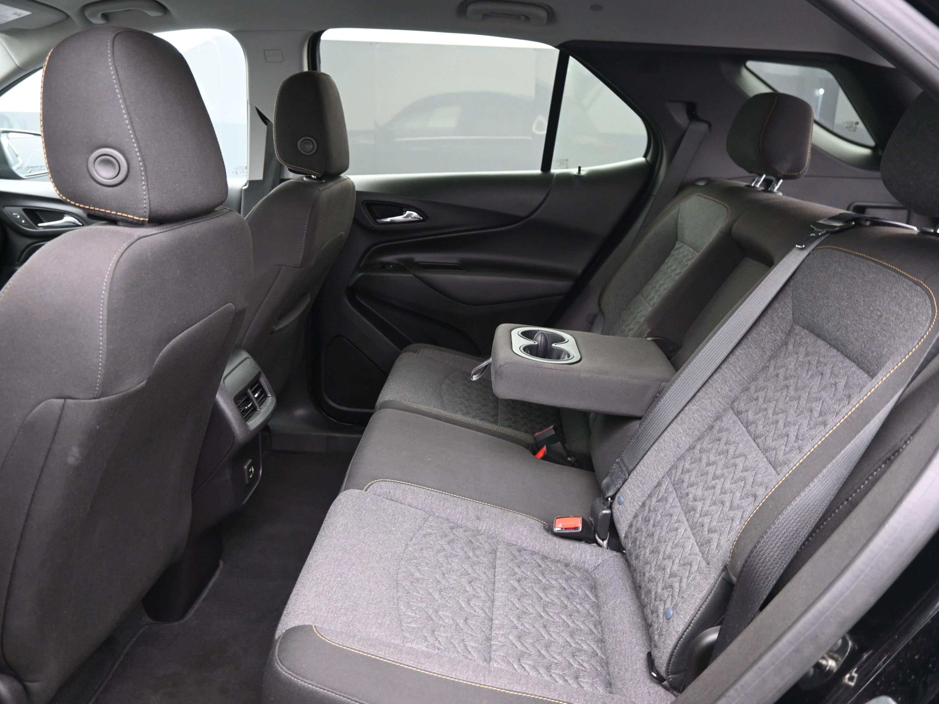 Used 2024 Chevrolet Equinox LT FWD image 16