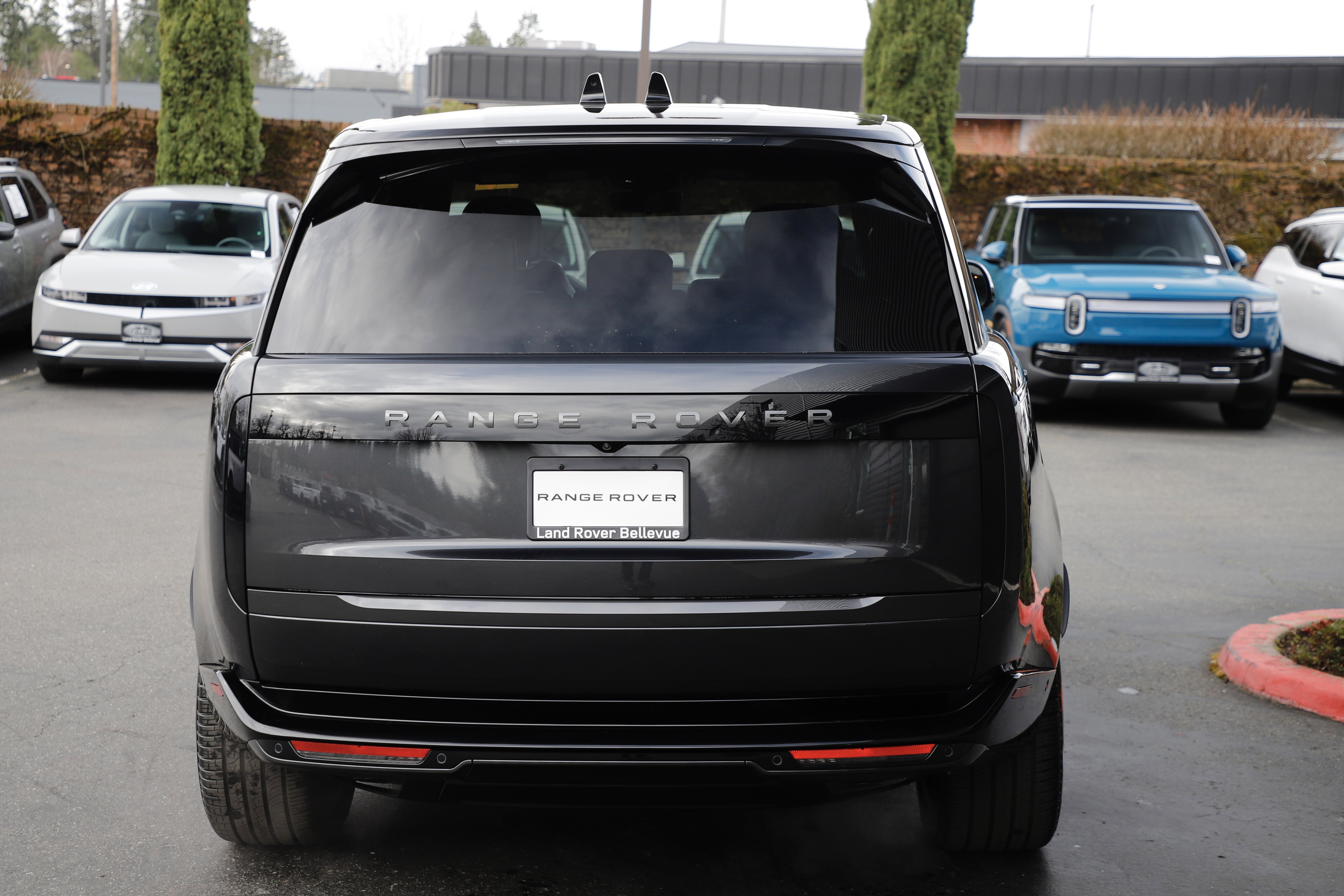 New 2026 Land Rover Range Rover SE image 5