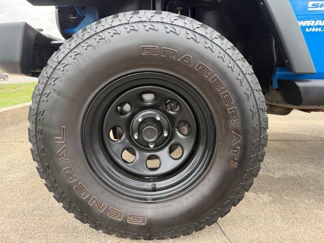 Used 2012 Jeep Wrangler Unlimited Sport w/ PWR Convenience Group image 9