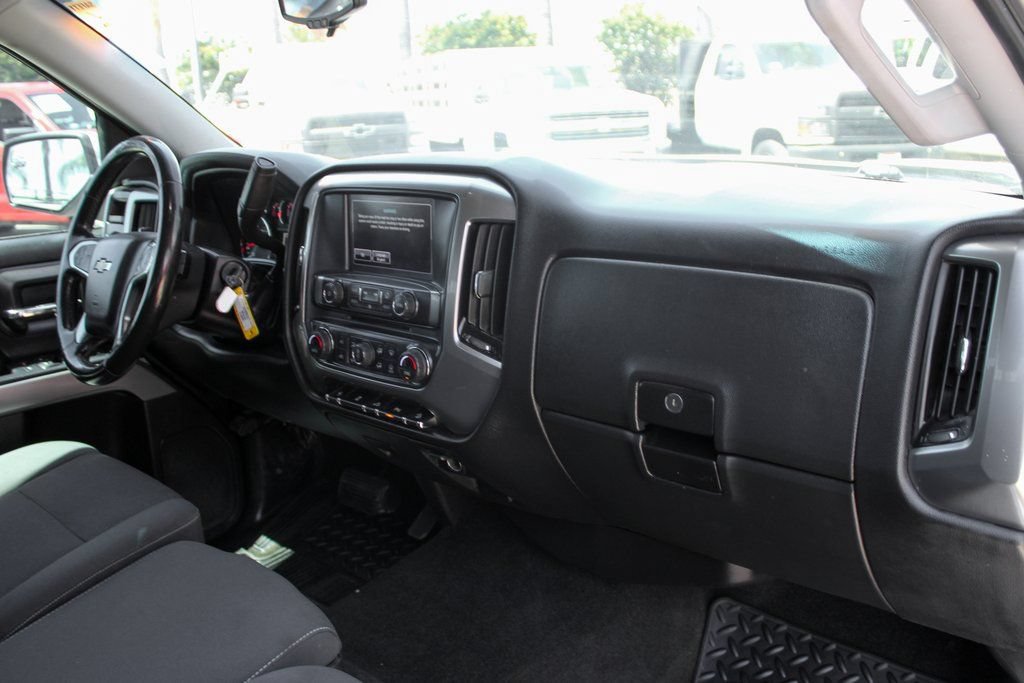 Used 2017 Chevrolet Silverado 1500 LT w/ All Star Edition AWD/4WD image 31