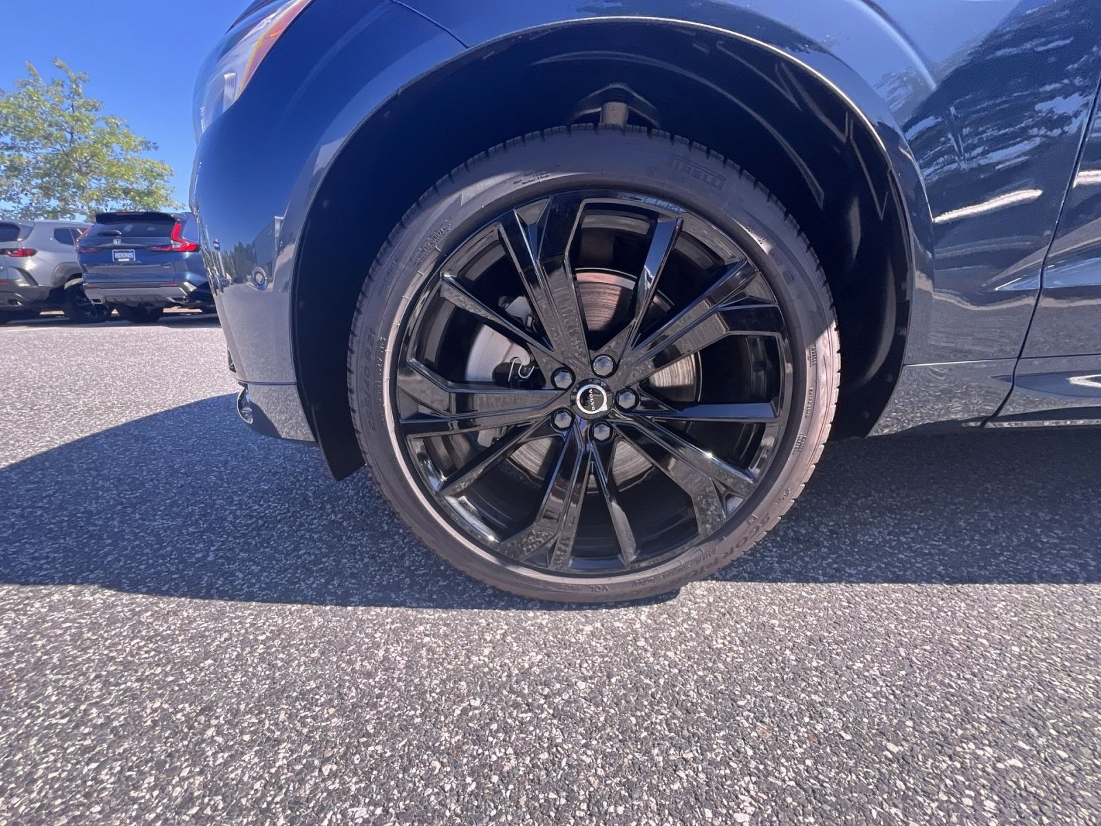 New 2026 Volvo XC60 T8 Ultra w/ Protection Package Premier AWD/4WD image 12