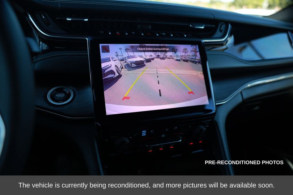 Used 2023 Jeep Grand Cherokee Overland image 23