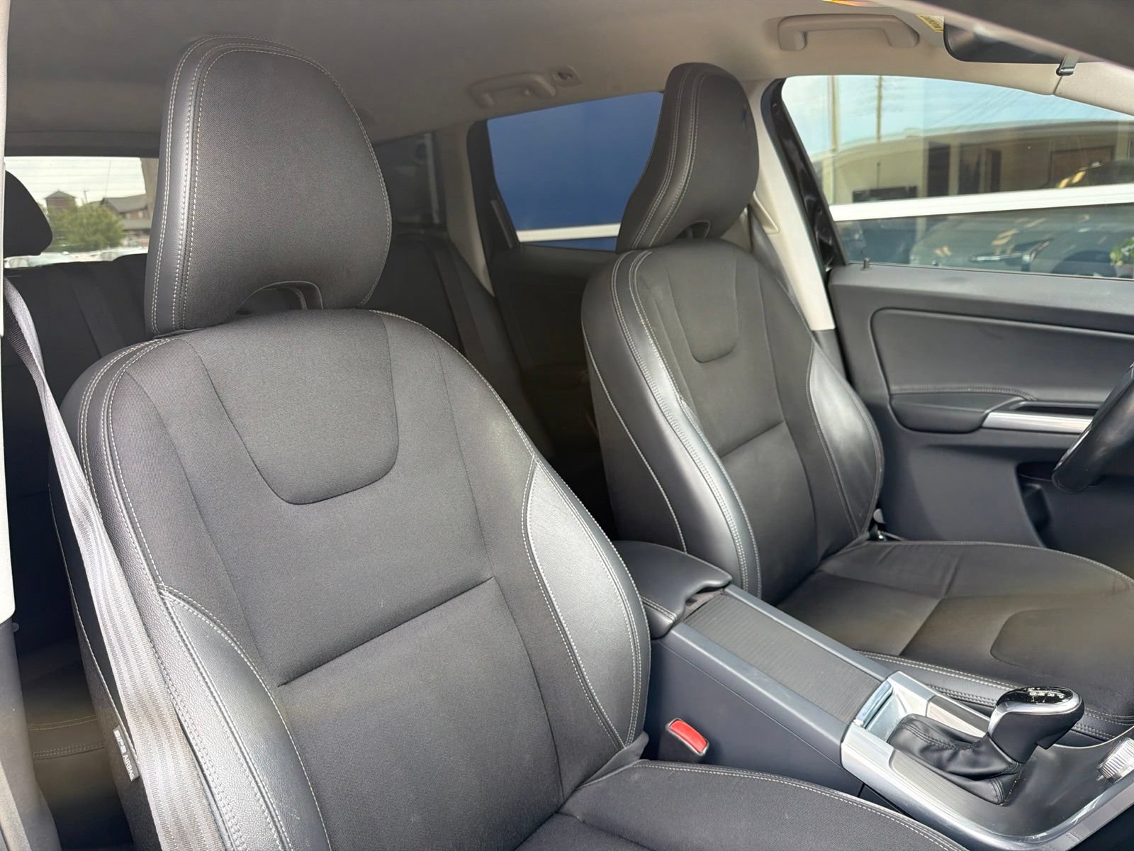 Used 2015 Volvo XC60 T5 FWD image 26